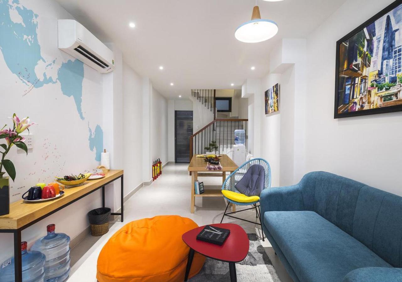 Cozrum Homes Delightful Corner Ho Chi Minh City Exterior photo